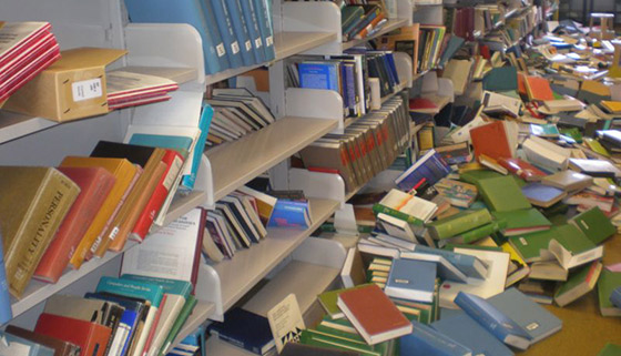 Figure 1: Books shaken from shelves at the University of Canterbury Library. Photograph courtesy of Earthquake Engineering Research Institute, Mary Comerio.