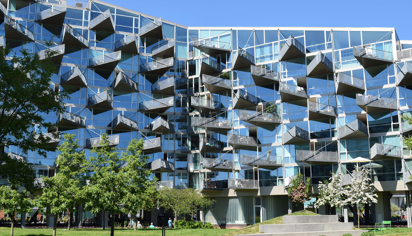 VM Houses multifamily residences designed by Bjarke Ingels and Julien de Smedt, 2004/2005