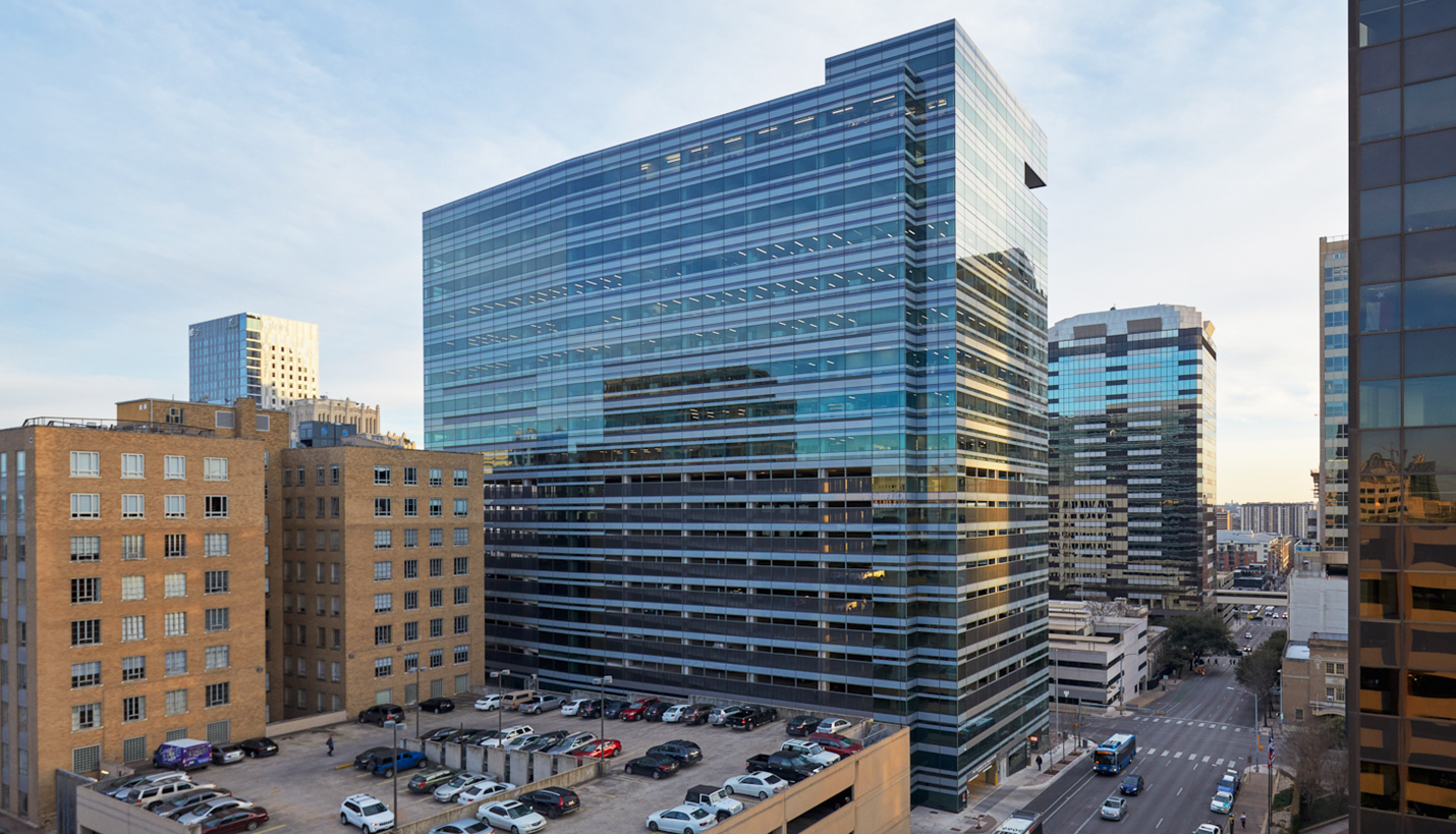 The University of Texas at Austin System Administration Building / Austin, TX - © Leonid Furmansky