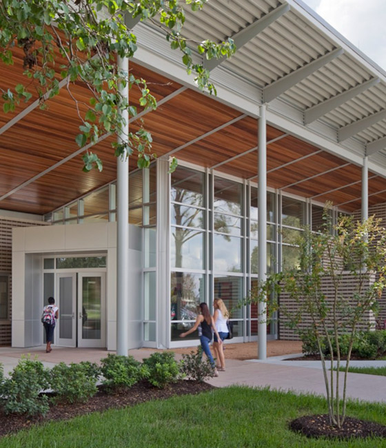 Page designed the University of Houston Cougar Place to serve as community-oriented student housing.